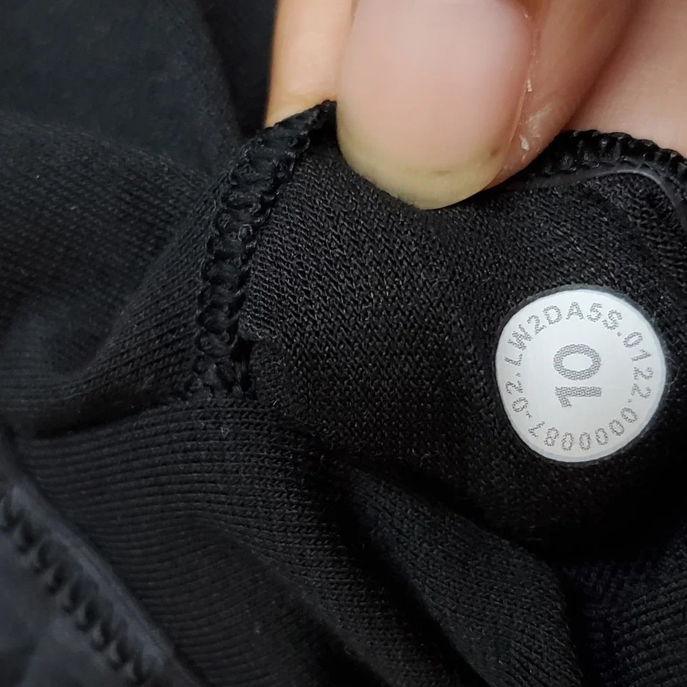 Lululemon Women Sports Bra 10 Black Flow Y Animal Print Wireless Racerback